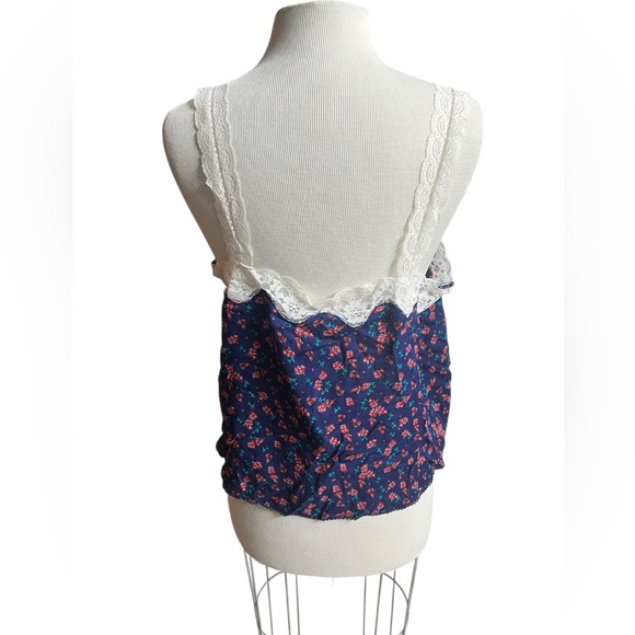 Anthropologie blue floral lace trim tank top - Picture 3 of 4